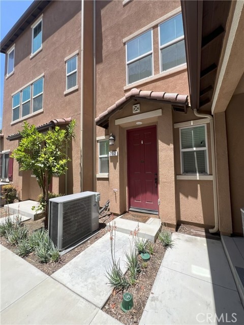 Photo - 712 N Ethan Way Condo