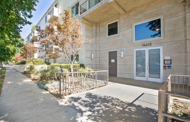 Photo - 14412 Killion St Unit 204