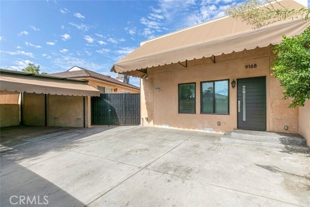 Building Photo - 9168 Morehart Ave