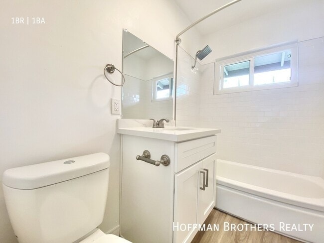 Photo - 3740 Westwood Blvd Unit 5