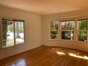 Photo - 416 N Doheny Dr