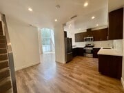 Photo - 6133 Fountain Ave