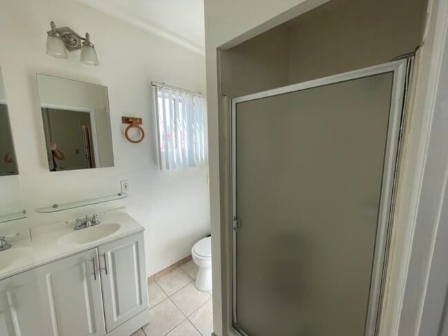 Photo - 840 Centinela Ave Unit 1