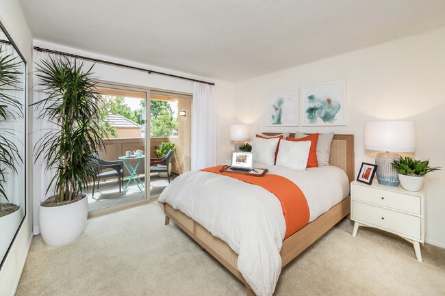 Photo - Dartmouth Court Apartments