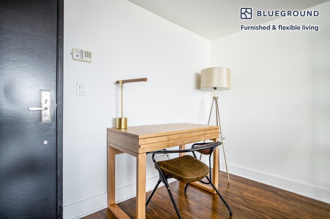 Photo - 833 N Edinburgh Ave Unit FL3-ID385