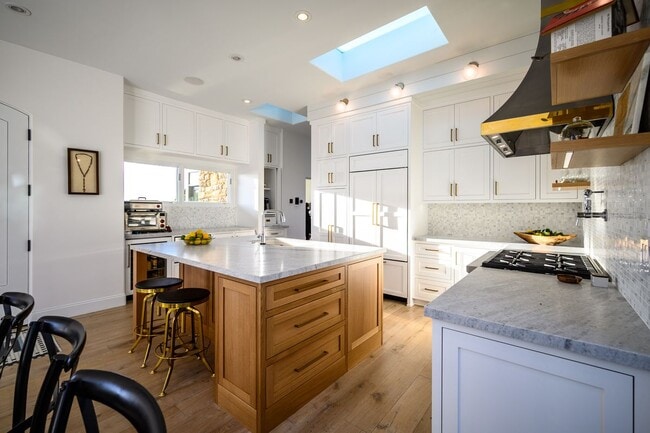 Photo - 334 La Amatista Rd