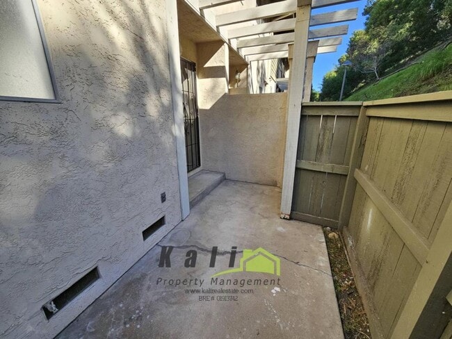 Photo - 3926 60th St