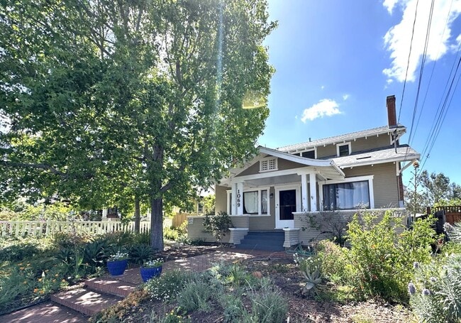 Photo - University Heights -Huge 1 Bedroom with Bonus Room/Bedroom and AC in Charming Vintage Building Unit 1067