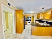 Photo - Spacious 2-Story Townhome near the Beach!