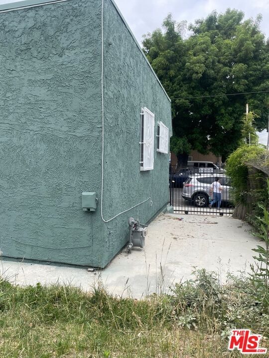 Photo - 4348 Lima St