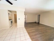 Photo - 18912 Valley Cir