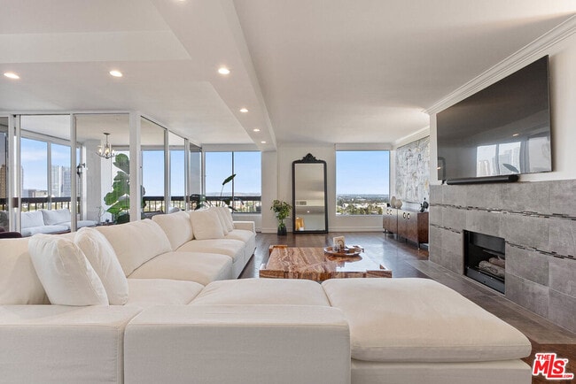 Photo - 10590 Wilshire Blvd Unit 1502