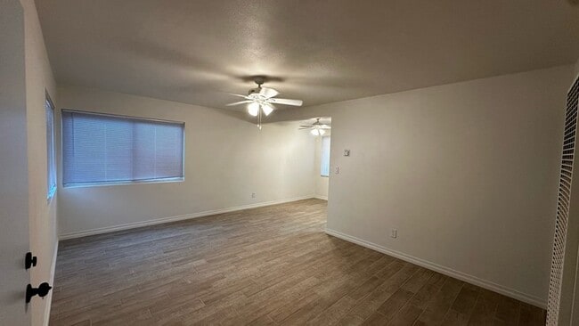 Building Photo - 12288 Lipian Rd