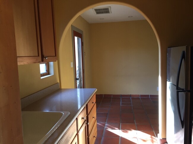 kitchen - 440 W Lemon Ave