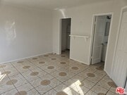 Photo - 2226 Zoe Ave