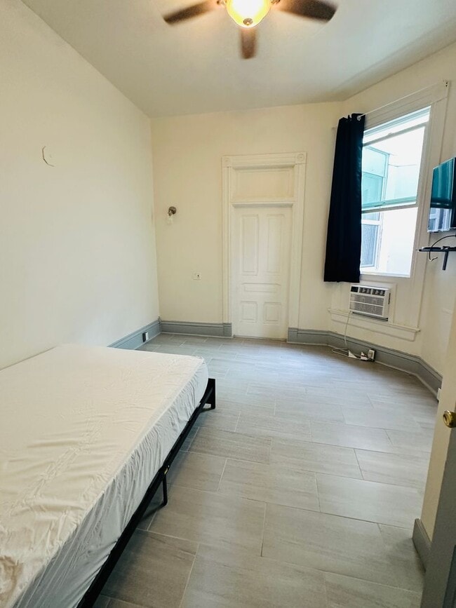 Photo - Remodeled Studio for Rent - Gaslamp Quarter Unit 35