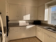 Photo - 1122 S Clark Dr Unit 4