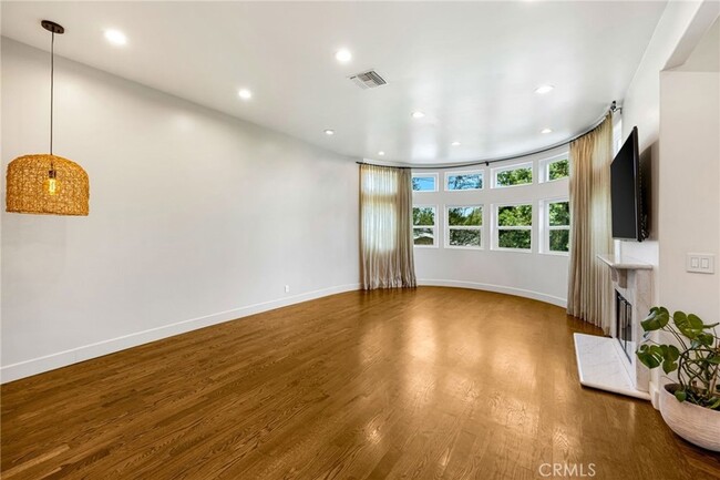 Photo - 1120 Oban Dr