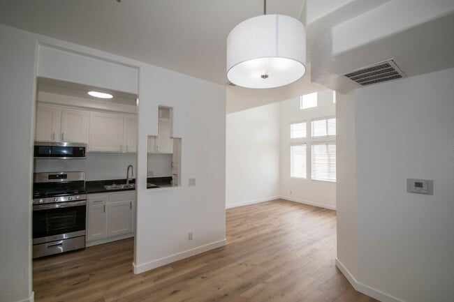 Photo - 425 N Alvarado St Unit 110