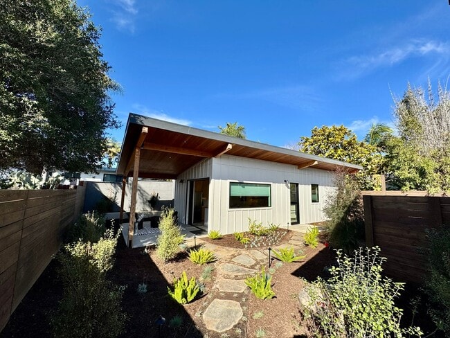 Building Photo - 1910 Raymond Ln Unit 1910 Raymond -  B