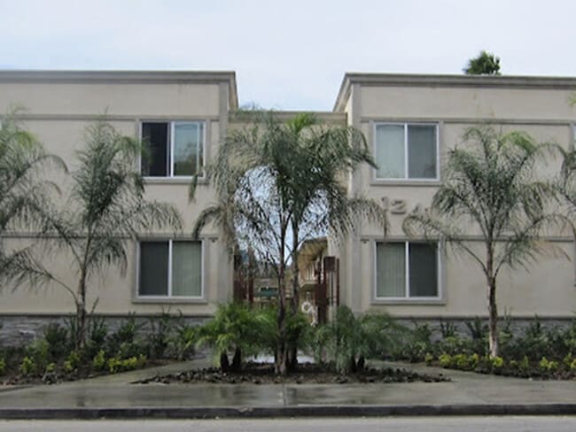 Building Photo - 1241 Boynton St Rental