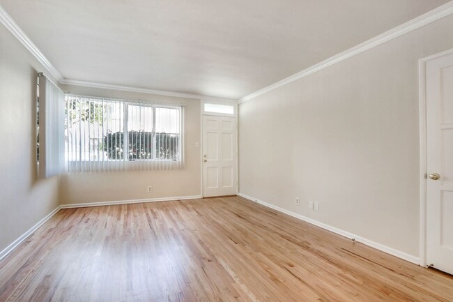 Photo - 3144-3152 S. Barrington Ave in Mar Vista - Has a Pool! Unit 3152C