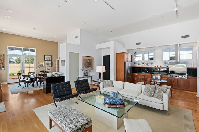 Photo - 350 Chapala St Condo Unit 301