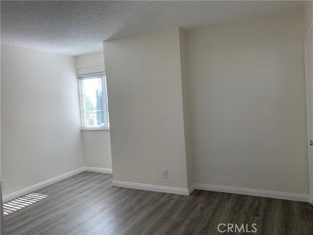 Photo - 656 Lemar Park Dr