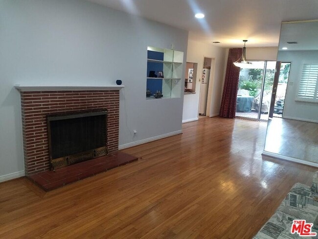 Photo - 7541 Agnew Ave