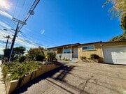 Photo - 3 Bedroom 1 bath single story home with solar!