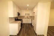 Photo - Remodeled 2+1 Upstairs Parkside Condo