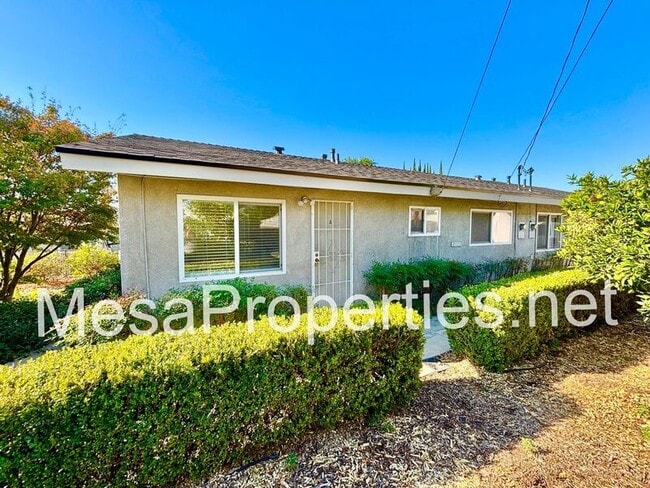 Building Photo - 155 S Campus Ave Unit Campus-A