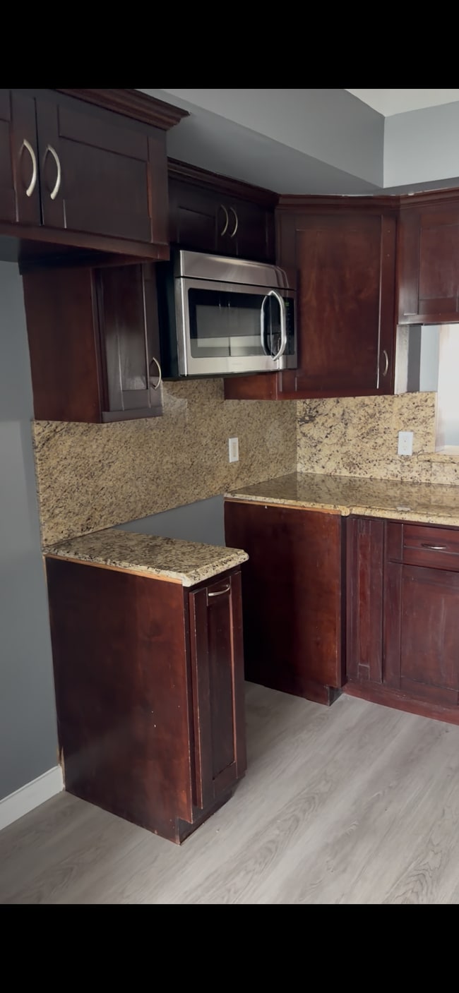 Photo - 8543 Wakefield Ave