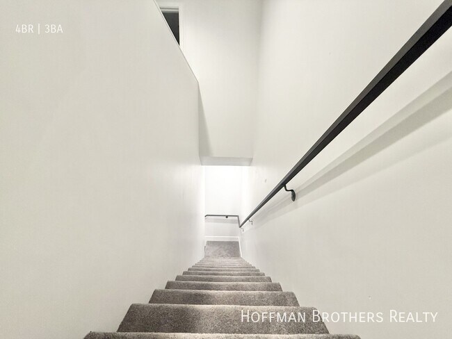 Photo - 6905 Ben Ave