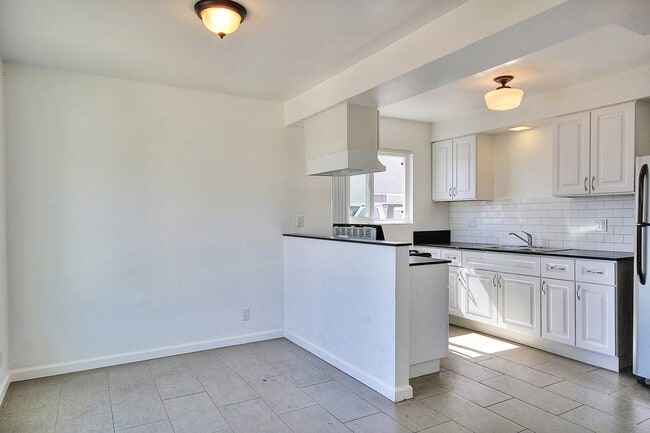 Photo - 6668 Del Playa Dr Unit B