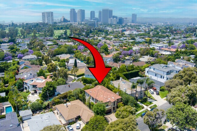 Photo - GORGEOUS 7 BED 6.5 BATH FOR LEASE IN BEVER...