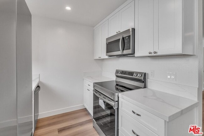 Photo - 6616 Sylmar Ave Unit 3