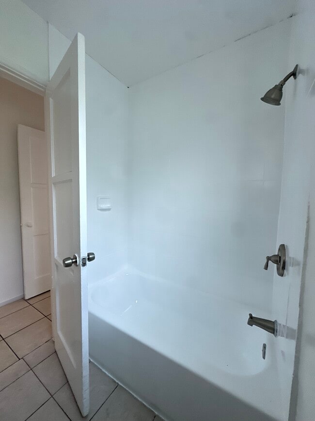 Photo - 1306 N Fries Ave