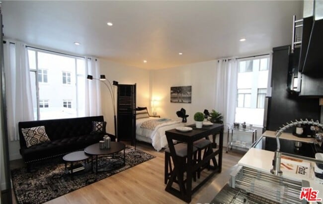 Photo - 140 Linden Ave Unit 343