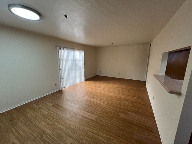 Photo - 1517 Rock Glen Ave Unit 209