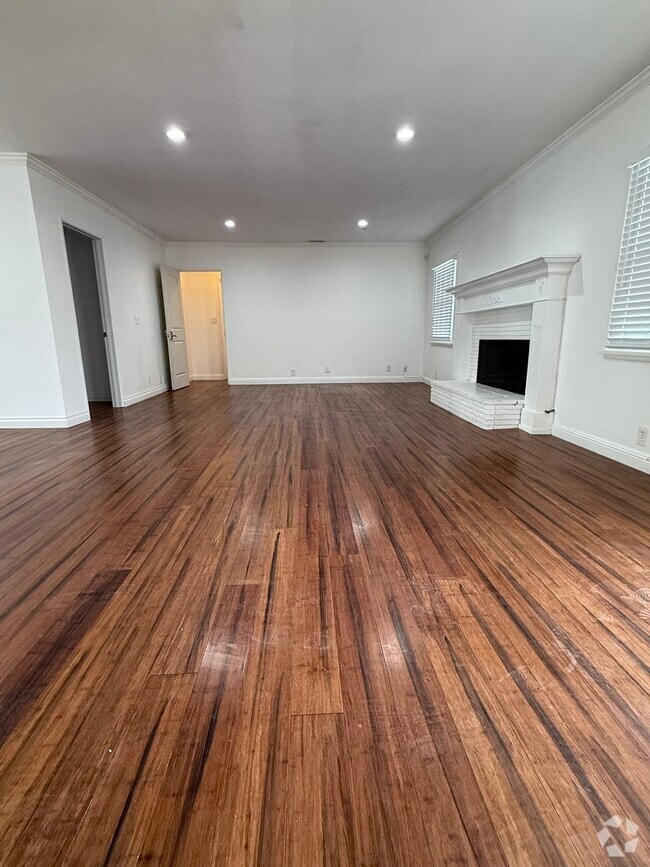 Building Photo - 12622 Fletcher Dr Rental