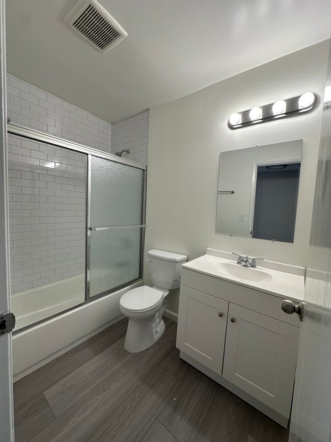 Photo - 2020 Preuss Rd Unit 105