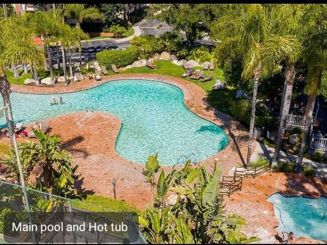 Photo - 5565 Canoga Ave Unit #