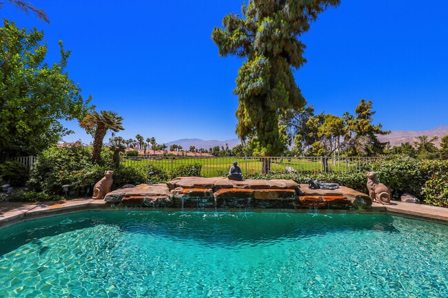 Photo - 84 N Kavenish Dr