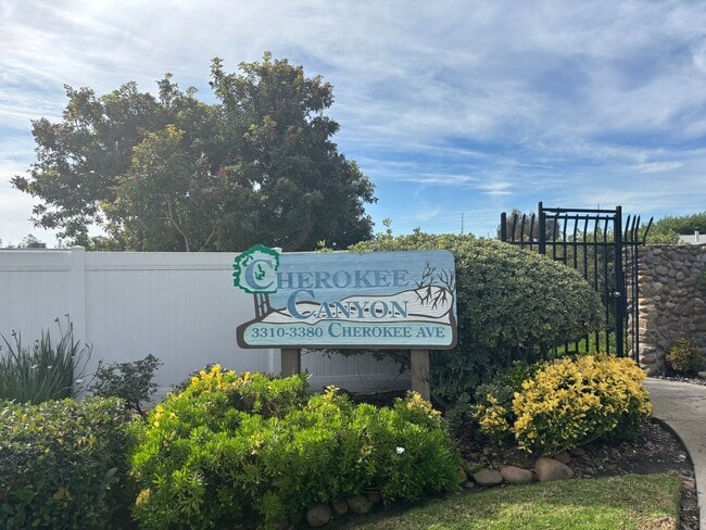 Photo - All Upgraded Townhome In Cherokee Canyon Gated Complex