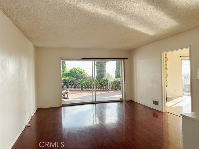 Photo - 712 Plateau Ave