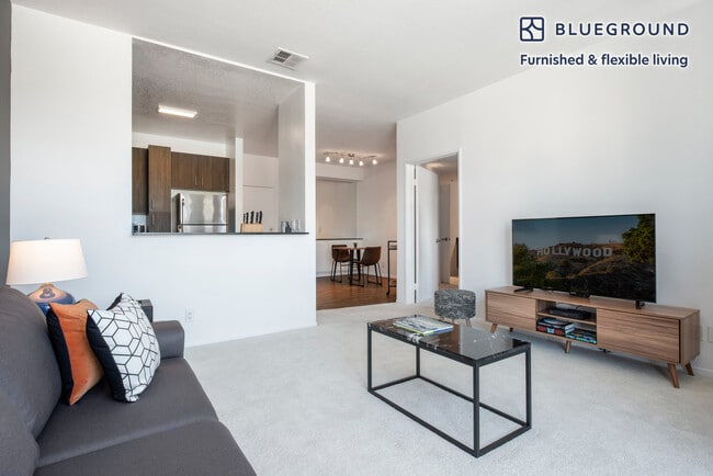 Photo - 435 S Detroit St Unit FL3-ID79