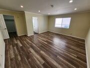 Photo - 420 Riverdale Dr