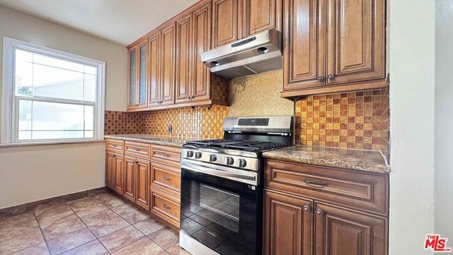 Photo - 7516 Oakdale Ave