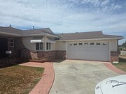 Photo - 5673 Barclay Ave